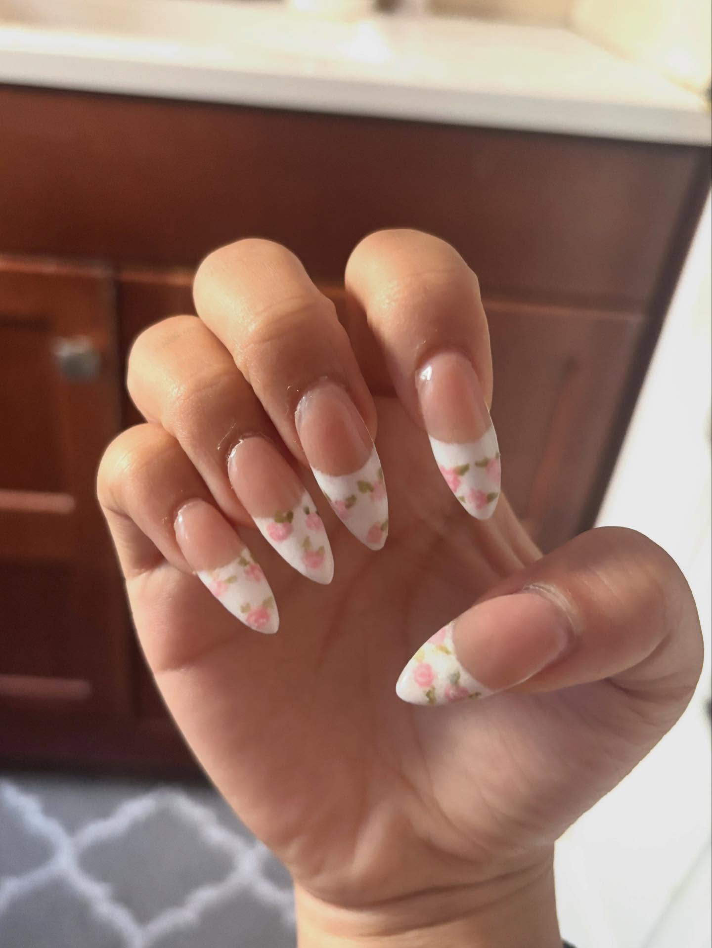 Flower french tips nails #nails #flowernails #flowers